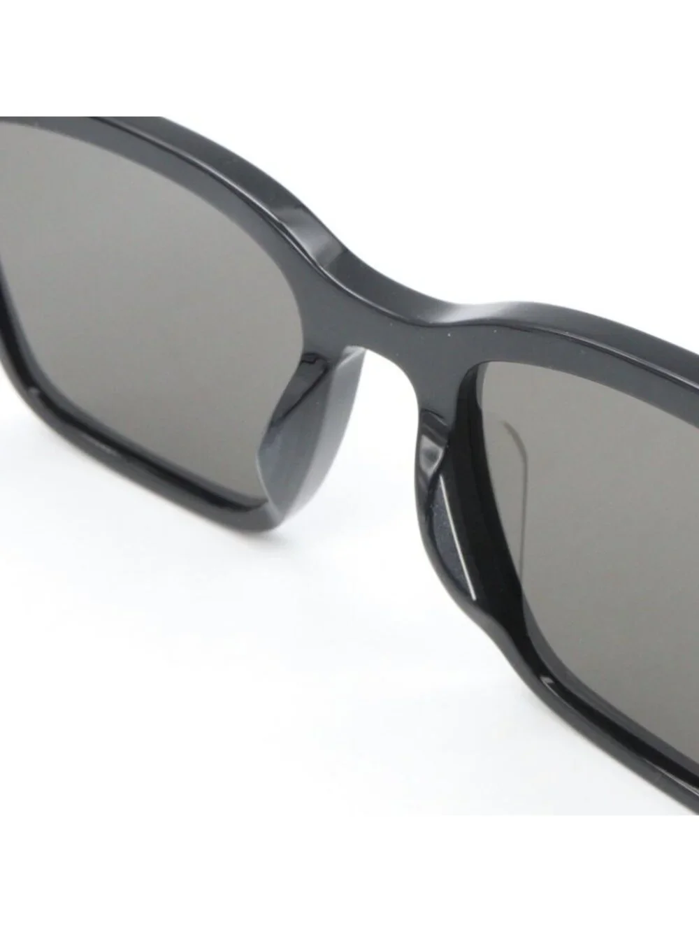 Yves Saint Laurent rank new